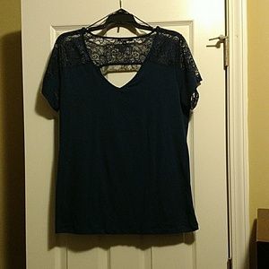 Short sleeved dark blue lace top